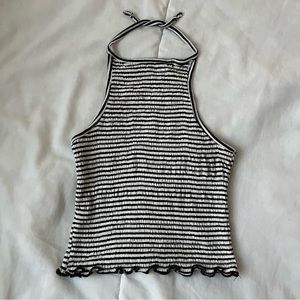 CROPPED HALTER TOP B&W